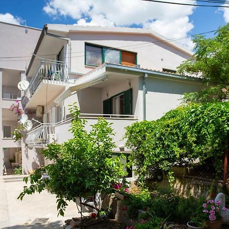 Apartman Pjero 3+2 Makarska Ngoại thất bức ảnh